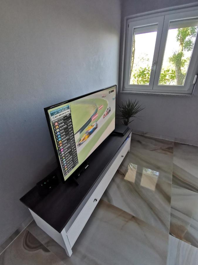 Apartment Luki Повіле Екстер'єр фото