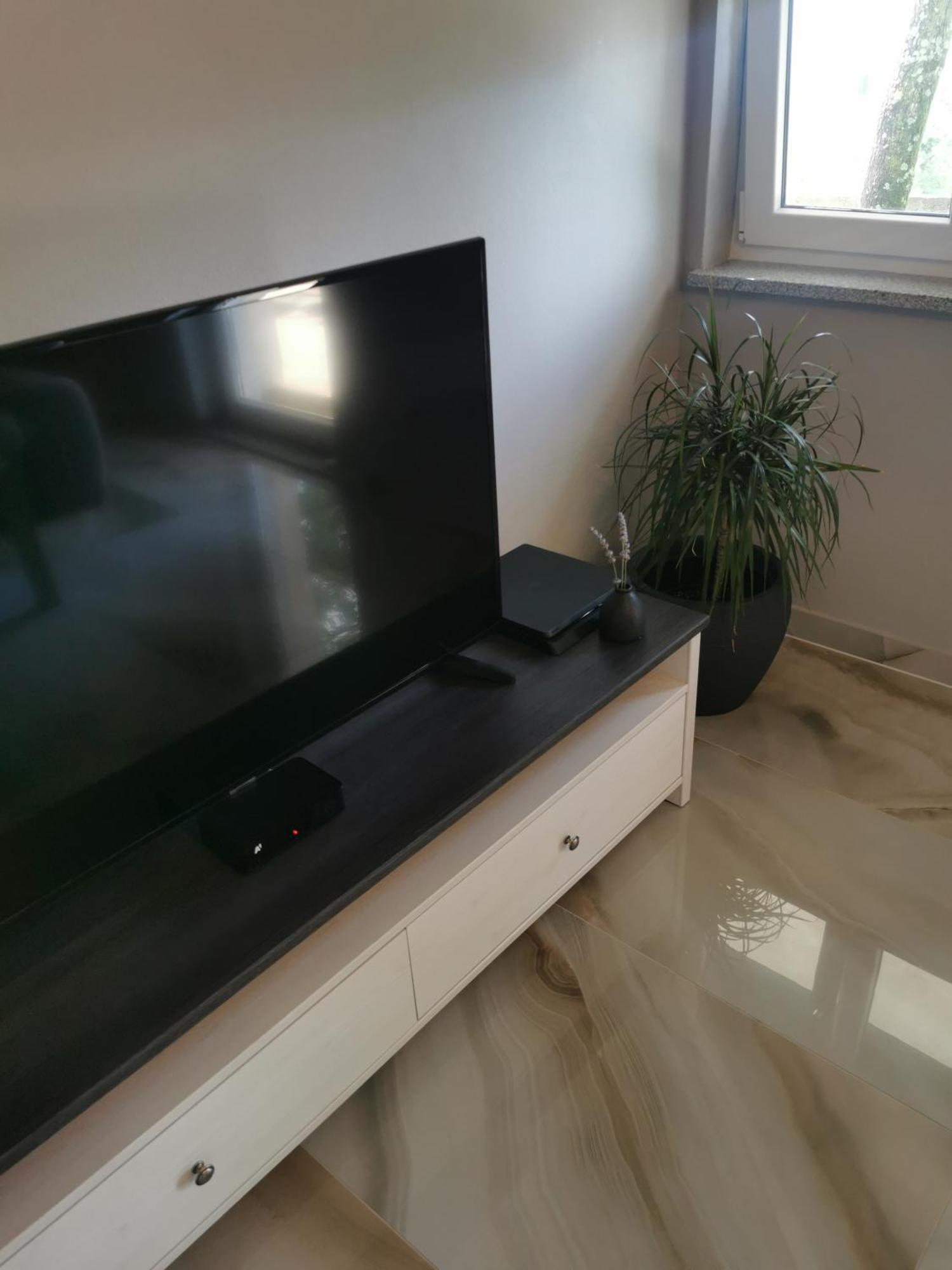 Apartment Luki Повіле Екстер'єр фото