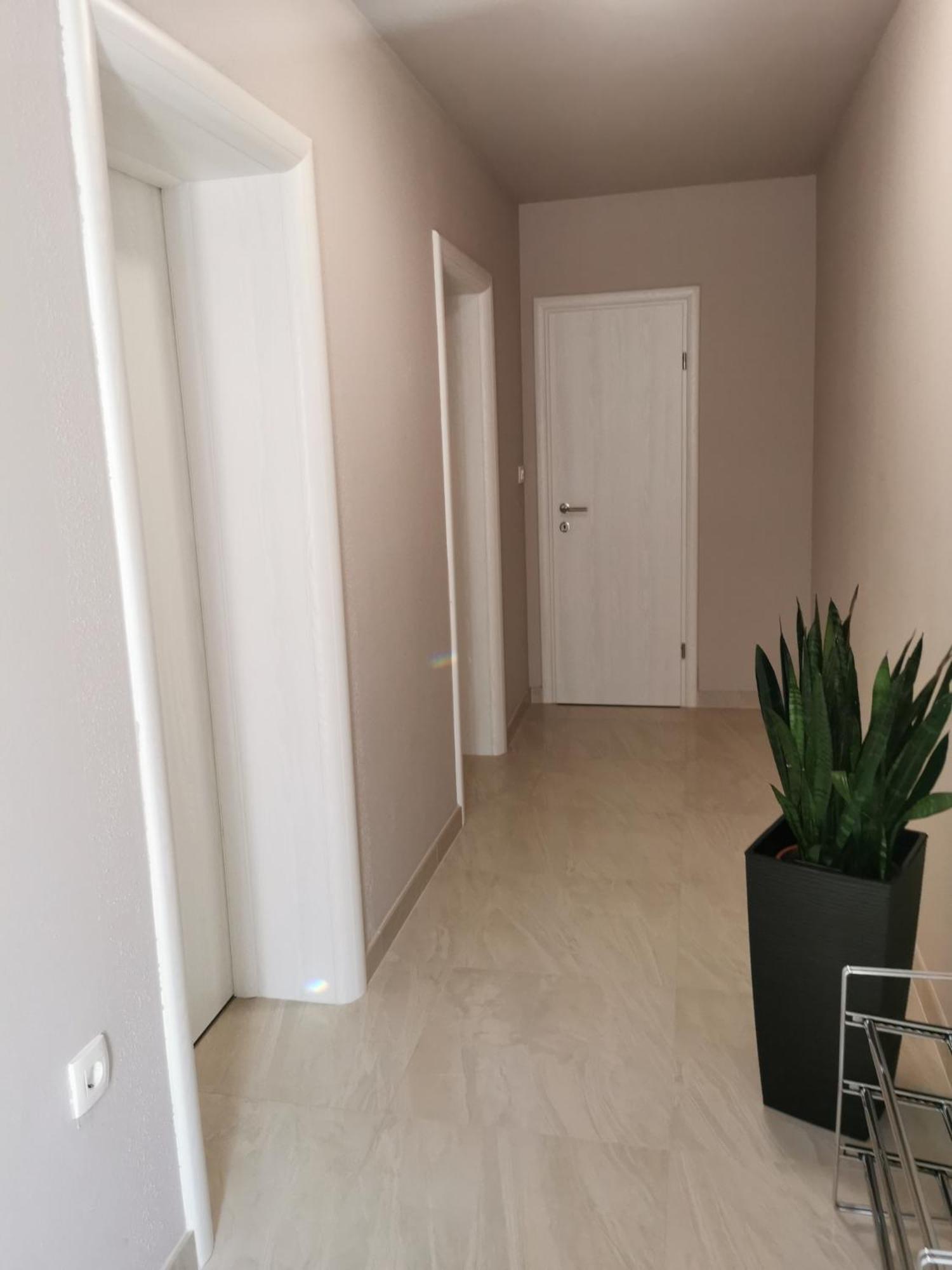 Apartment Luki Повіле Екстер'єр фото