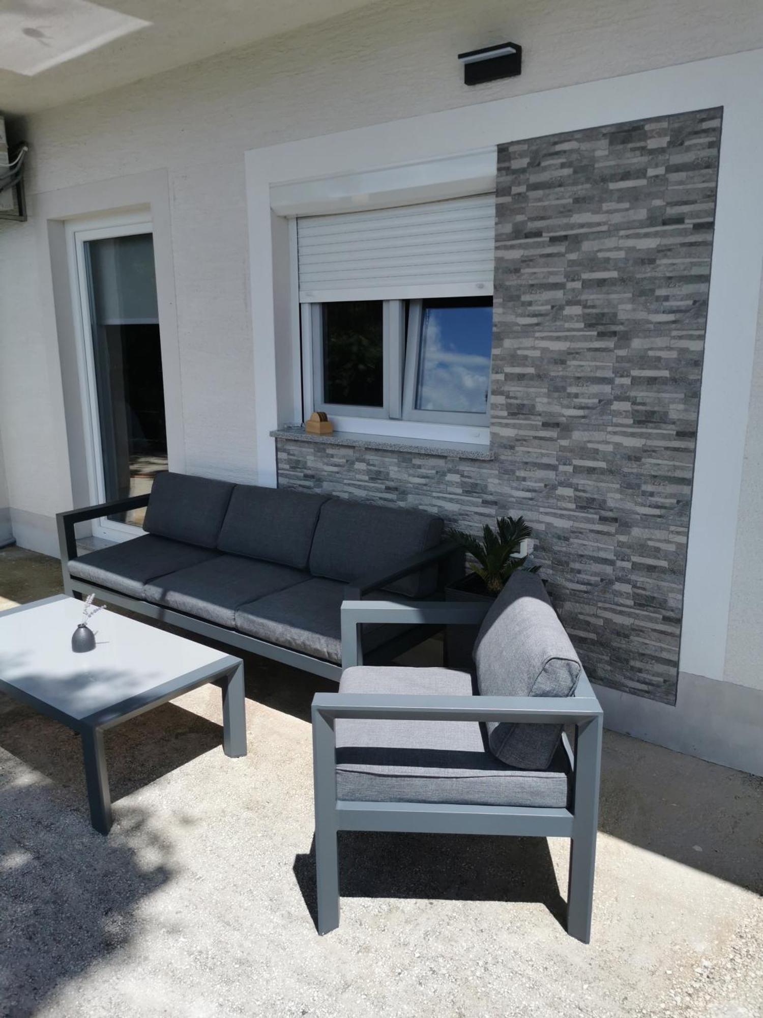 Apartment Luki Повіле Екстер'єр фото